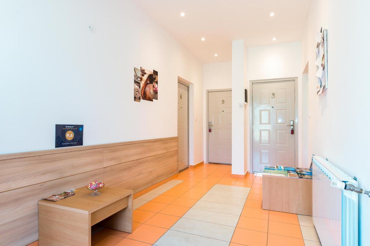 Guest House Slatki Snovi Knin Ngoại thất bức ảnh