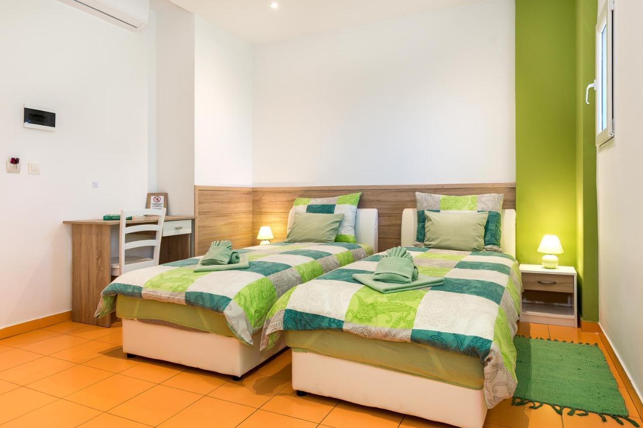 Guest House Slatki Snovi Knin Ngoại thất bức ảnh