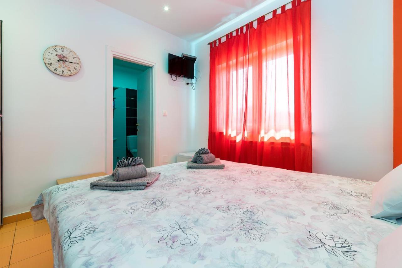 Guest House Slatki Snovi Knin Ngoại thất bức ảnh