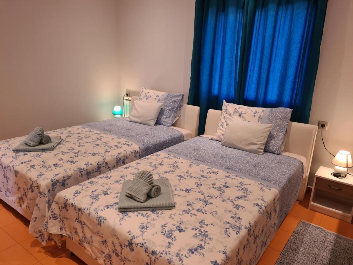 Guest House Slatki Snovi Knin Ngoại thất bức ảnh